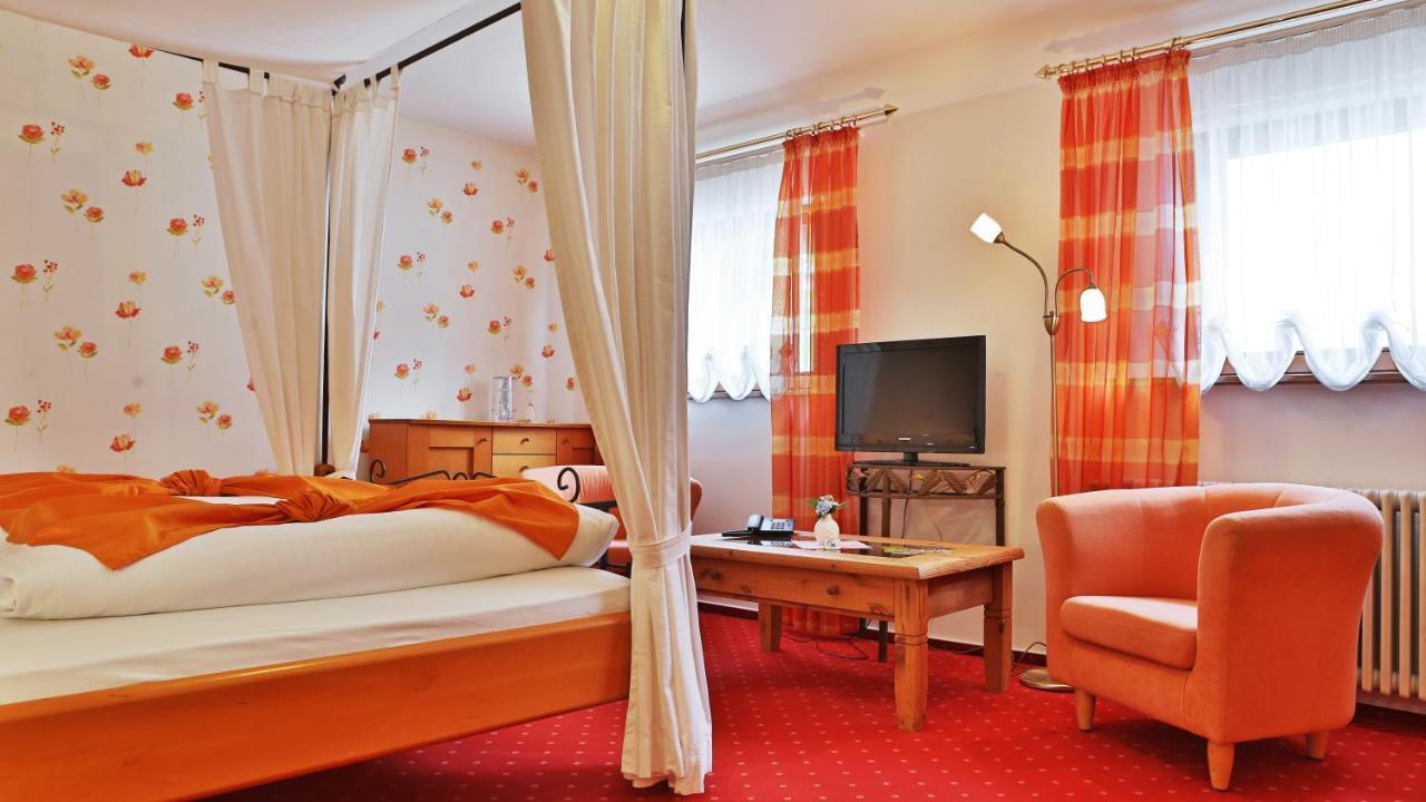 Hotel Restaurant Rebstock Oppenau Εξωτερικό φωτογραφία